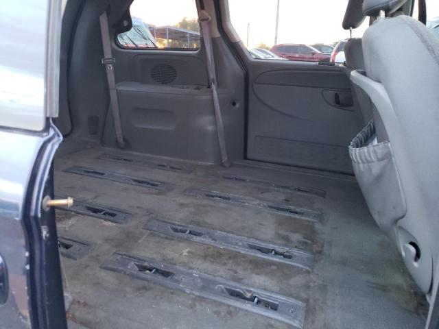 1C4GP45R45B407579 - 2005 CHRYSLER TOWN & COU ლურჯი ფოტო 11