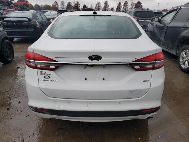 3FA6P0H73HR321457 - 2017 FORD FUSION SE WHITE photo 6