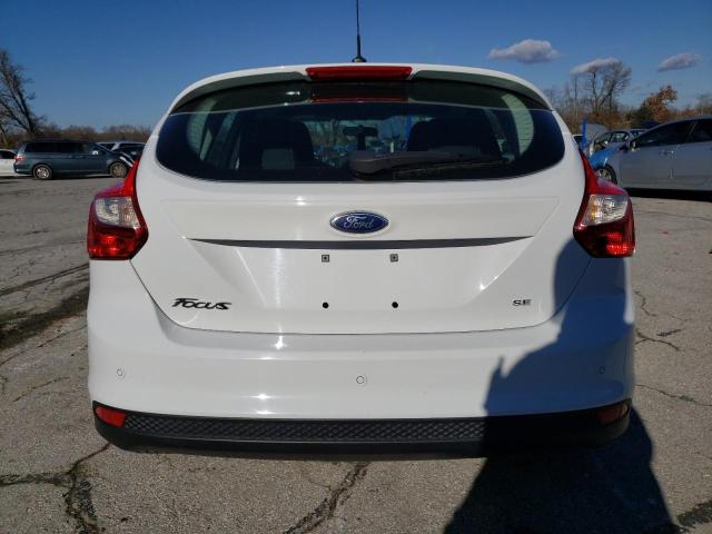 1FADP3K20EL272668 - 2014 FORD FOCUS SE WHITE photo 6