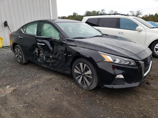 1N4BL4DV8MN311364 - 2021 NISSAN ALTIMA SV BLACK photo 4