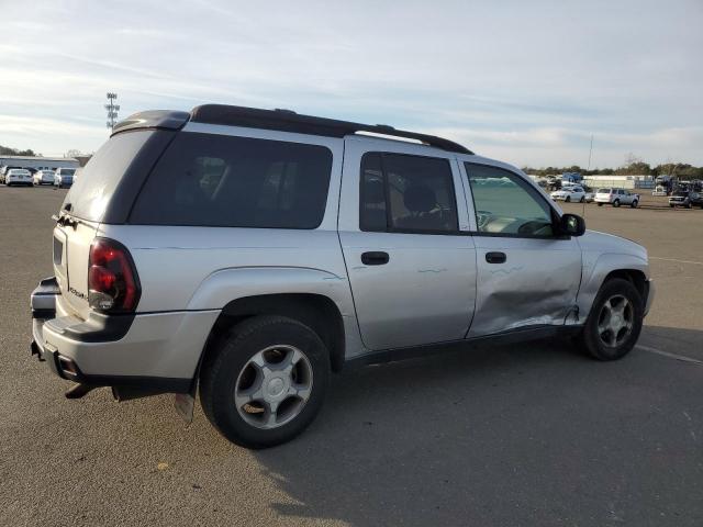 1GNET16S746173522 - 2004 CHEVROLET TRAILBLAZE EXT LS SILVER photo 3