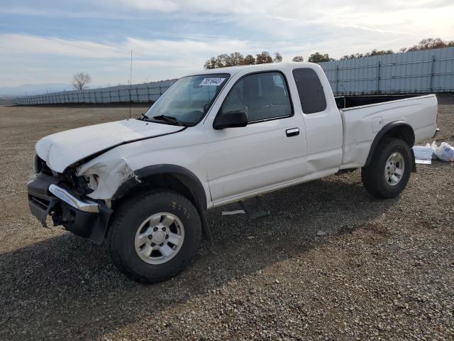 4TASN92N5YZ616626 - 2000 TOYOTA TACOMA XTRACAB PRERUNNER თეთრი ფოტო 1