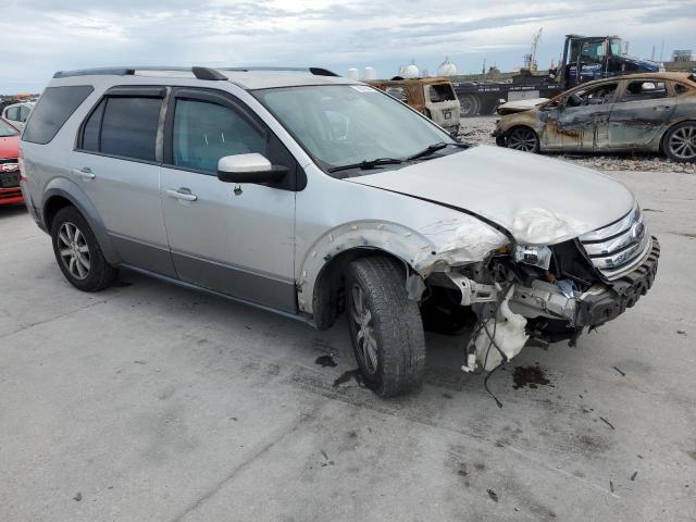 1FMDK02W88GA37583 - 2008 FORD TAURUS X SEL SILVER photo 4