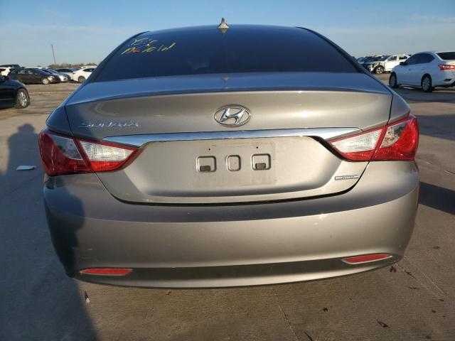 5NPEC4ACXDH671603 - 2013 HYUNDAI SONATA SE GRAY photo 6