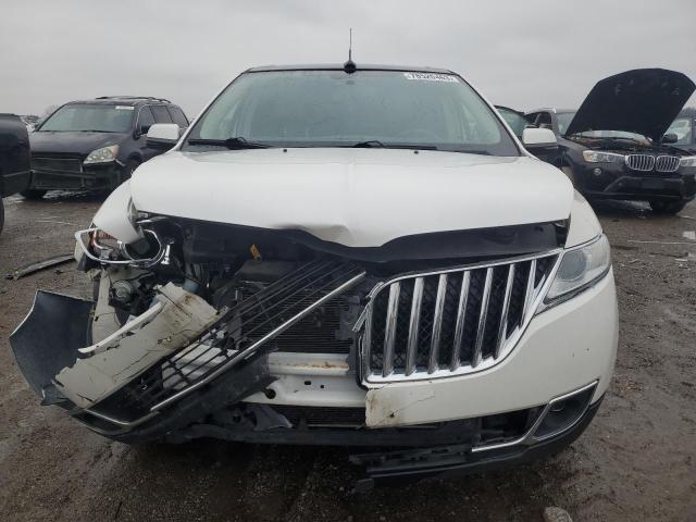 2LMDJ8JK9CBL12317 - 2012 LINCOLN MKX WHITE photo 5