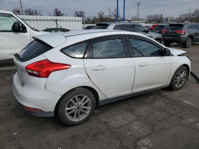 1FADP3K22FL252424 - 2015 FORD FOCUS SE WHITE photo 3