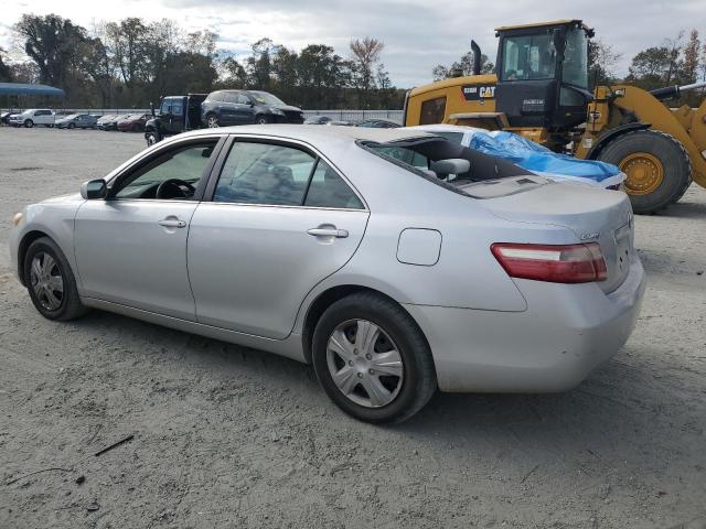 4T1BE46K97U619415 - 2007 TOYOTA CAMRY CE SILVER photo 2