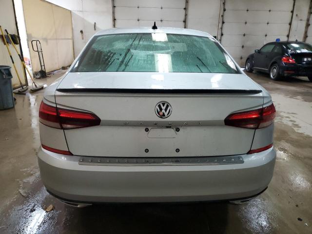 1VWMA7A34LC019716 - 2020 VOLKSWAGEN PASSAT R-LINE Silber Foto 6