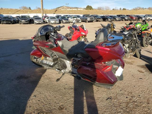 JH2SC7954JK004136 - 2018 HONDA GL1800 D RED photo 3