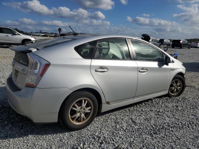 JTDKN3DU6B5320373 - 2011 TOYOTA PRIUS SILVER photo 3