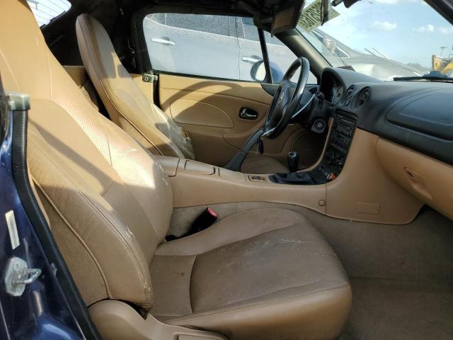 JM1NB353610203318 - 2001 MAZDA MX-5 MIATA BASE BLUE photo 10