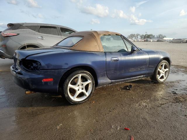 JM1NB353610203318 - 2001 MAZDA MX-5 MIATA BASE BLUE photo 3