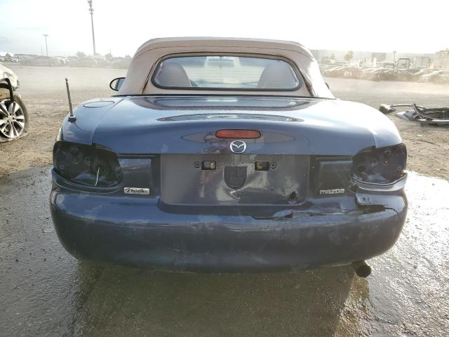 JM1NB353610203318 - 2001 MAZDA MX-5 MIATA BASE BLUE photo 6