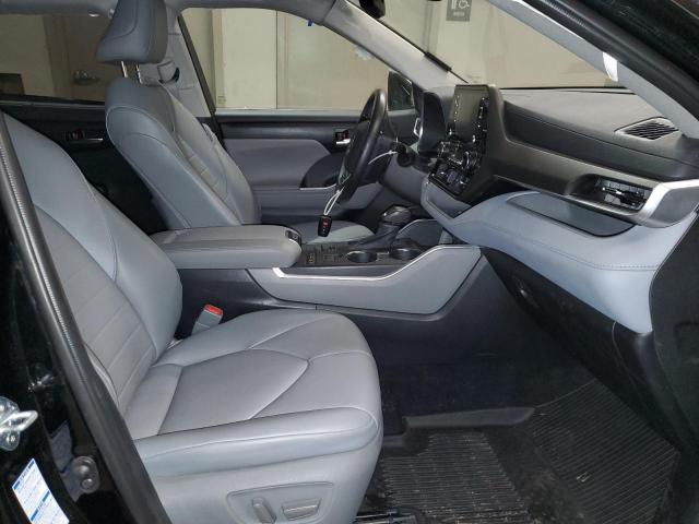 5TDGZRBH7MS553646 - 2021 TOYOTA HIGHLANDER XLE BLACK photo 7