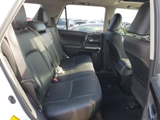 JTEBU5JR4G5400997 - 2016 TOYOTA 4RUNNER SR5/SR5 PREMIUM 白色 照片 11