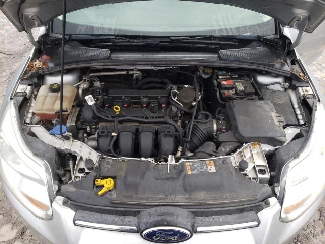 1FADP3K29EL457608 - 2014 FORD FOCUS SE SILVER photo 11