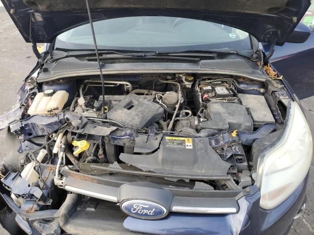 1FAHP3F28CL148673 - 2012 FORD FOCUS SE BLUE photo 11