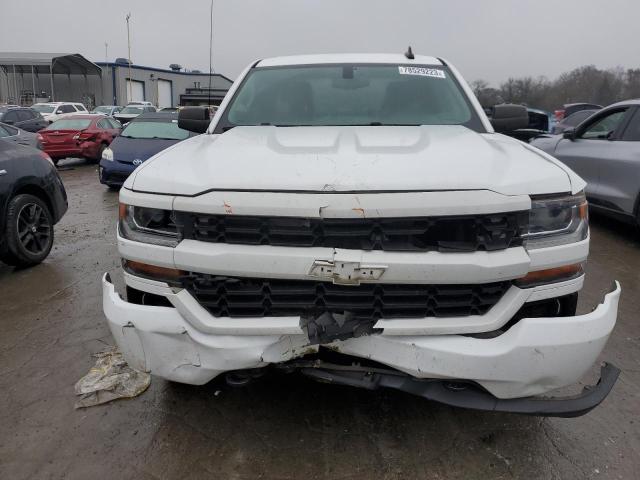 1GCVKPEC7HZ121076 - 2017 CHEVROLET SILVERADO K1500 CUSTOM WHITE photo 5