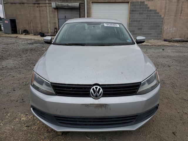 3VWD17AJXEM359369 - 2014 VOLKSWAGEN JETTA SE SILVER photo 5