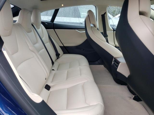 5YJSA1E21HF224283 - 2017 TESLA MODEL S ლურჯი ფოტო 10
