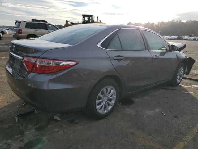 4T1BF1FK2HU713200 - 2017 TOYOTA CAMRY LE GRAY photo 3