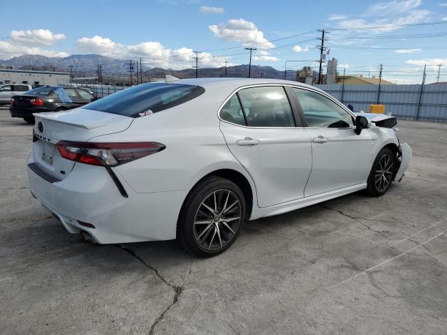 4T1T11AK5PU112050 - 2023 TOYOTA CAMRY SE NIGHT SHADE WHITE photo 3