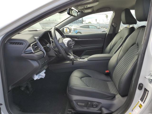 4T1T11AK5PU112050 - 2023 TOYOTA CAMRY SE NIGHT SHADE WHITE photo 7