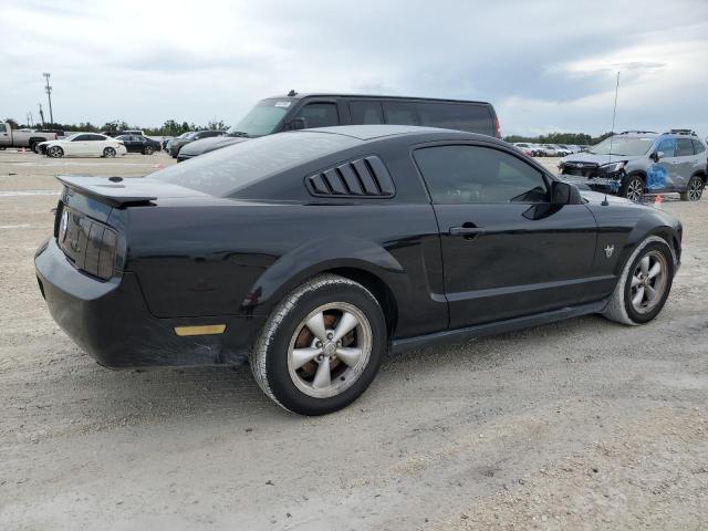 1ZVHT80N595133404 - 2009 FORD MUSTANG BLACK photo 3