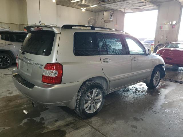 JTEEW21A060011429 - 2006 TOYOTA HIGHLANDER HYBRID SILVER photo 3