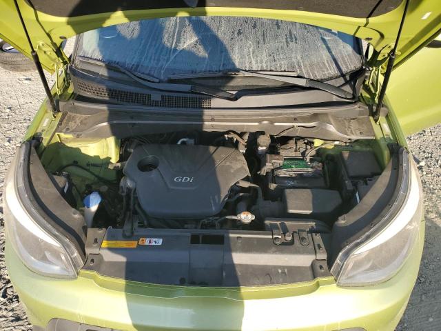 KNDJN2A24F7815853 - 2015 KIA SOUL GREEN photo 12