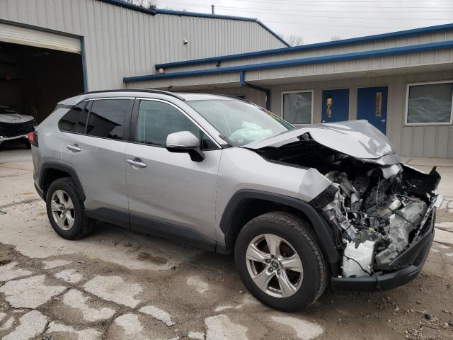 2T3P1RFV7KC019809 - 2019 TOYOTA RAV4 XLE SILVER photo 4