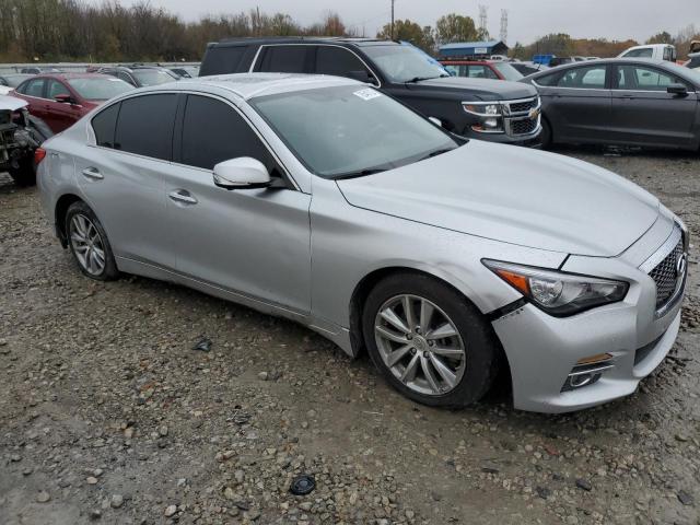 JN1CV7AP7GM200947 - 2016 INFINITI Q50 BASE SILVER photo 4