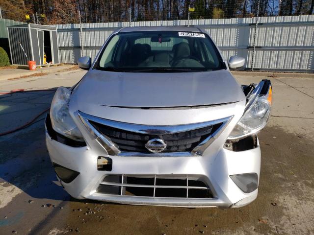 3N1CN7AP9GL911690 - 2016 NISSAN VERSA S SILVER photo 5