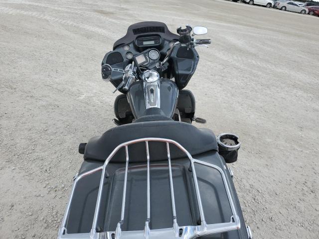 1HD1TA818BB959716 - 2011 HARLEY-DAVIDSON FLTRUSE GRAY photo 6