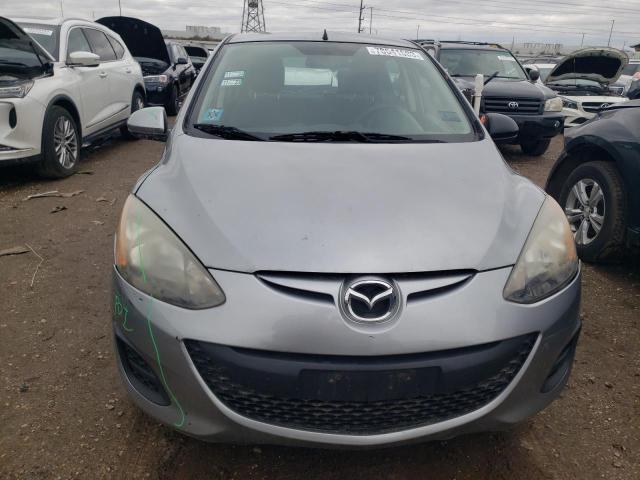 JM1DE1KY3D0153005 - 2013 MAZDA MAZDA2 GRAY photo 5