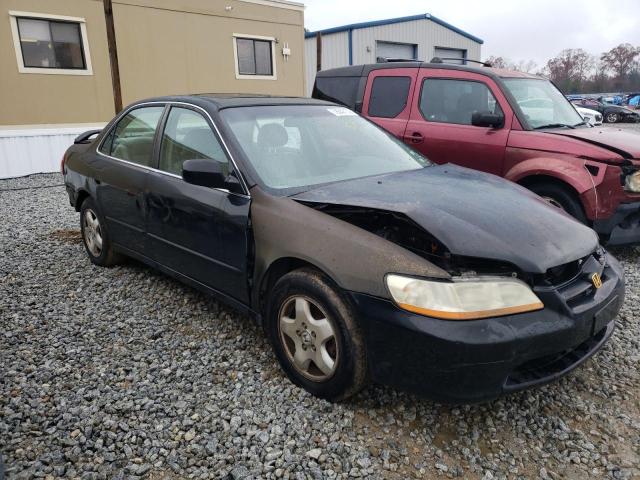 1HGCG1654YA031423 - 2000 HONDA ACCORD EX BLACK photo 4