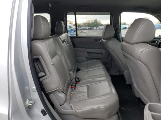 5FNYF48279B053985 - 2009 HONDA PILOT LX SILVER photo 11