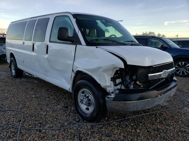 1GAZGPFGXK1296683 - 2019 CHEVROLET EXPRESS G3 LT WHITE photo 4