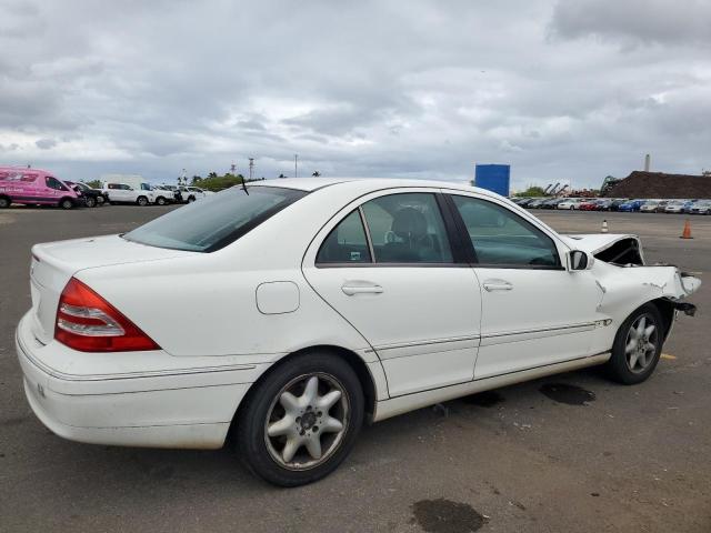 WDBRF64J82F243176 - 2002 MERCEDES-BENZ C 320 WHITE photo 3