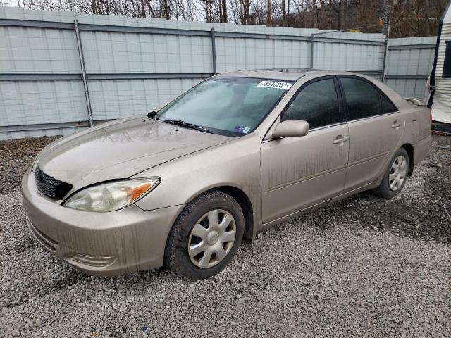 4T1BE32K42U577261 - 2002 TOYOTA CAMRY LE GOLD photo 1