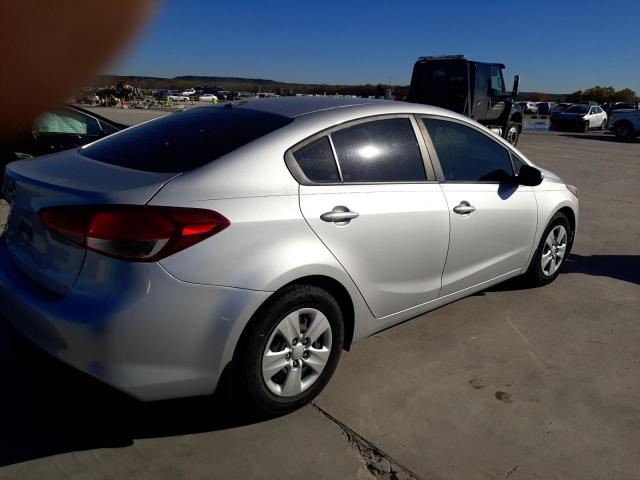 3KPFL4A74HE011204 - 2017 KIA FORTE LX SILVER photo 3