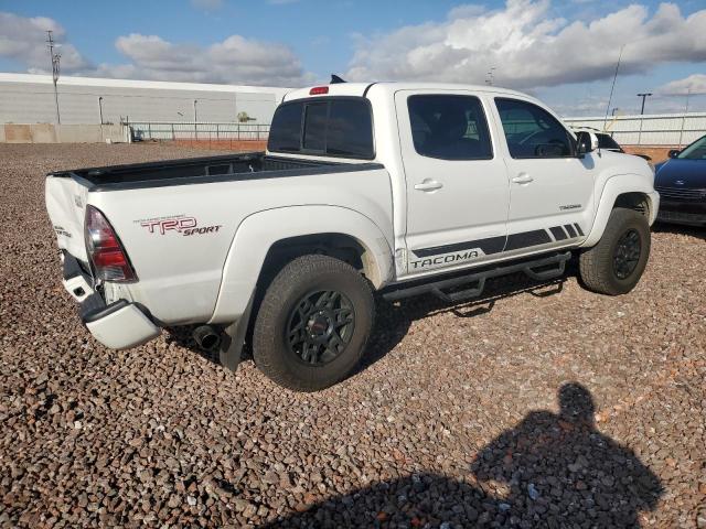 3TMJU4GN6CM135857 - 2012 TOYOTA TACOMA DOUBLE CAB PRERUNNER WHITE photo 3