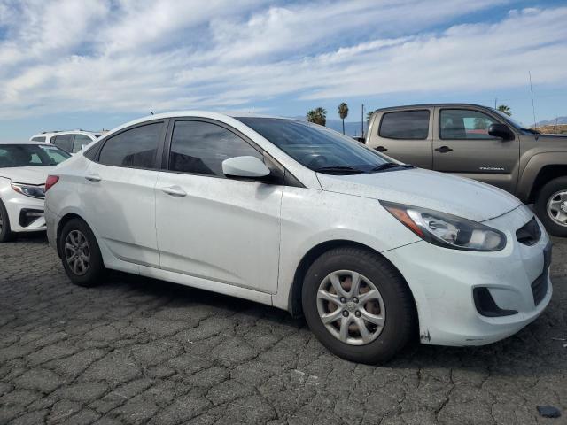 KMHCT4AE6CU183449 - 2012 HYUNDAI ACCENT GLS WHITE photo 4