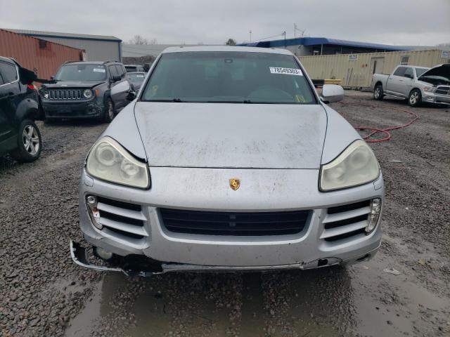 WP1AA29P18LA06072 - 2008 PORSCHE CAYENNE SILVER photo 5