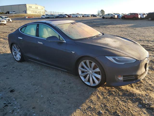 5YJSA1E25HF195807 - 2017 TESLA MODEL S ნაცრისფერი ფოტო 4