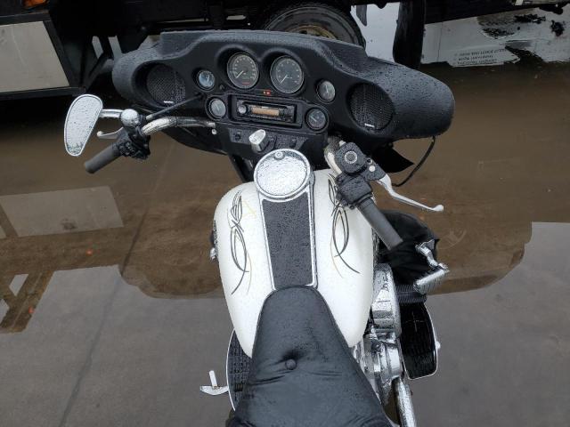 1HD1DDV11YY603519 - 2000 HARLEY-DAVIDSON FLHT WHITE photo 5