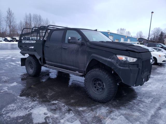 3C6UR5DLXEG106295 - 2014 RAM 2500 SLT შავი ფოტო 4