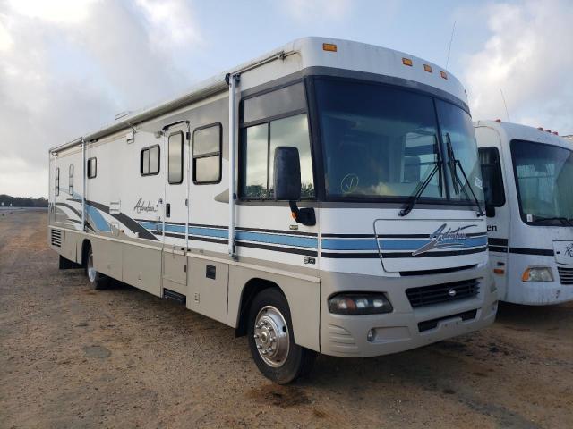 2004 WORKHORSE CUSTOM CHASSIS MOTORHOME W22, 