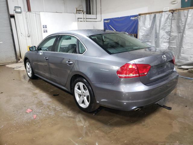 1VWBP7A38DC117932 - 2013 VOLKSWAGEN PASSAT SE GRAY photo 2