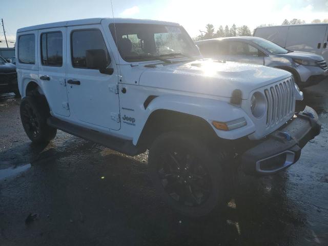 1C4JJXP69NW185500 - 2022 JEEP WRANGLER U SAHARA 4XE WHITE photo 4